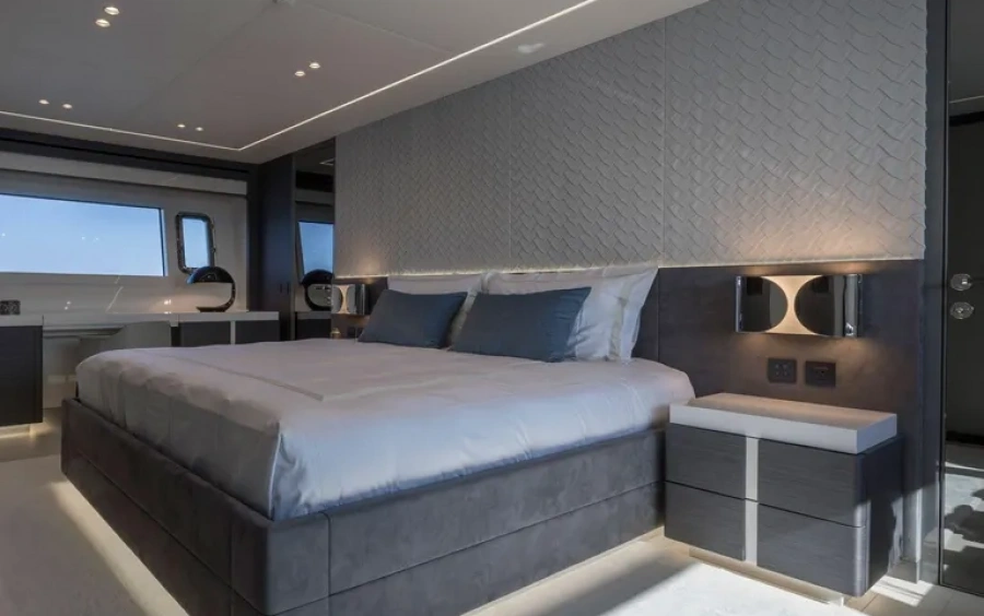 Mangusta MAXI OPEN 110 - 2020 фото 2.10