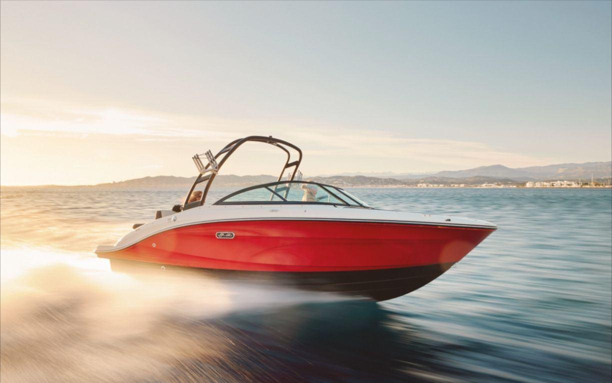 Sea Ray 210 SPX: стиль и возможности!