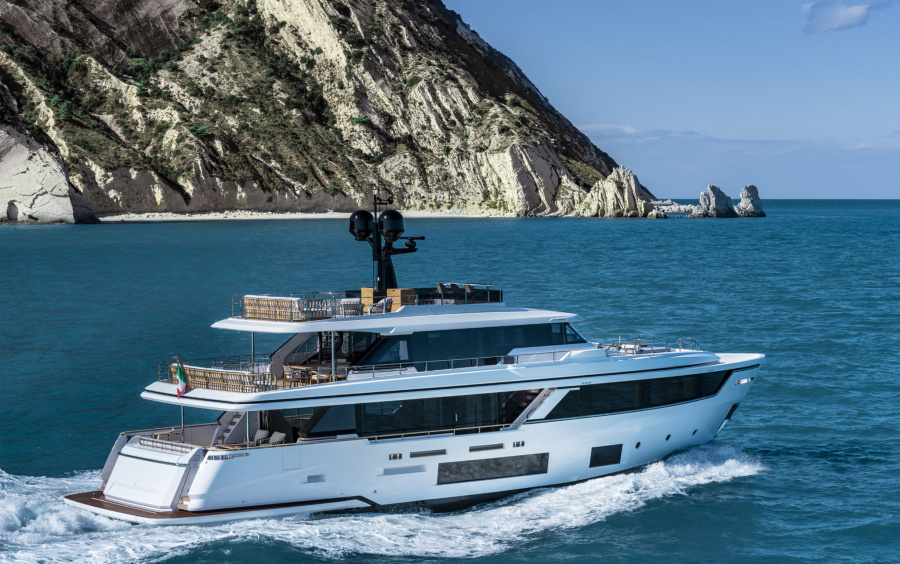 customlinenavetta30newcruising_0001_47794.jpg