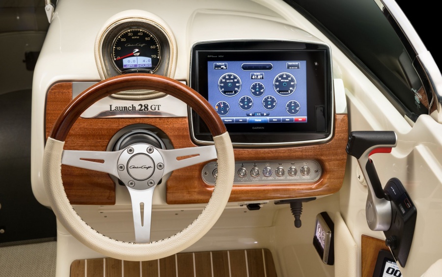 The Chris-Craft Launch 28 GT