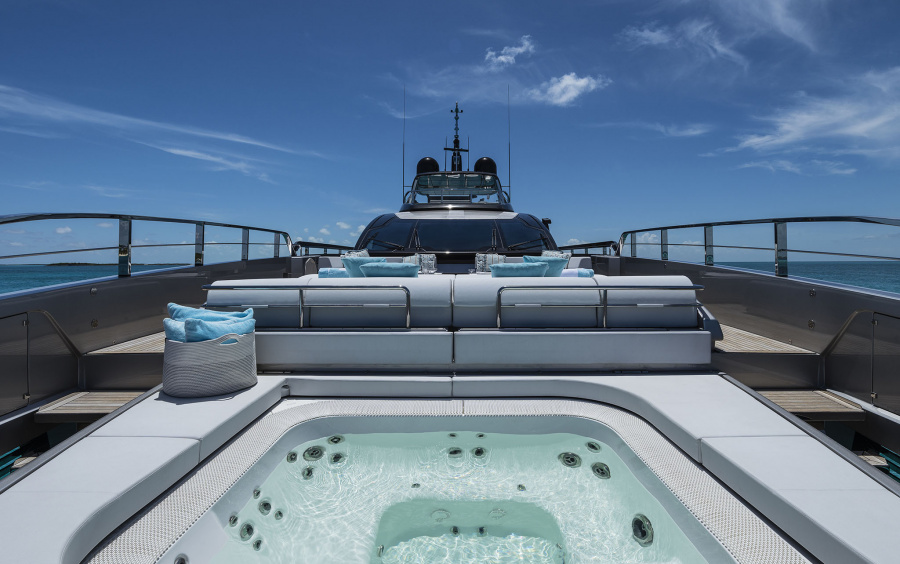 Riva 130 Bellisima фото 1.8