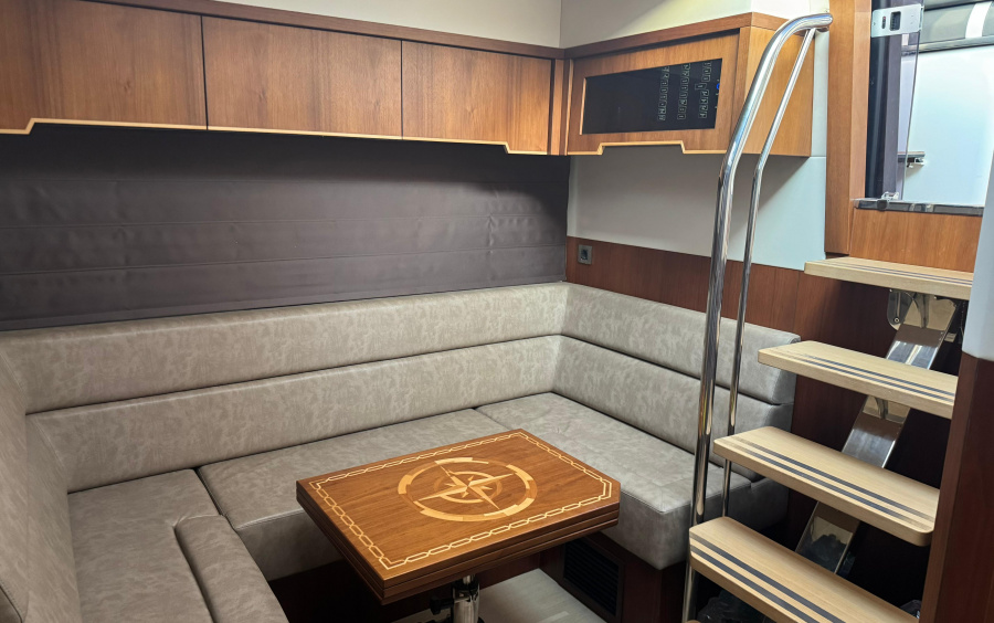 Galeon 445 HTS фото 2.8