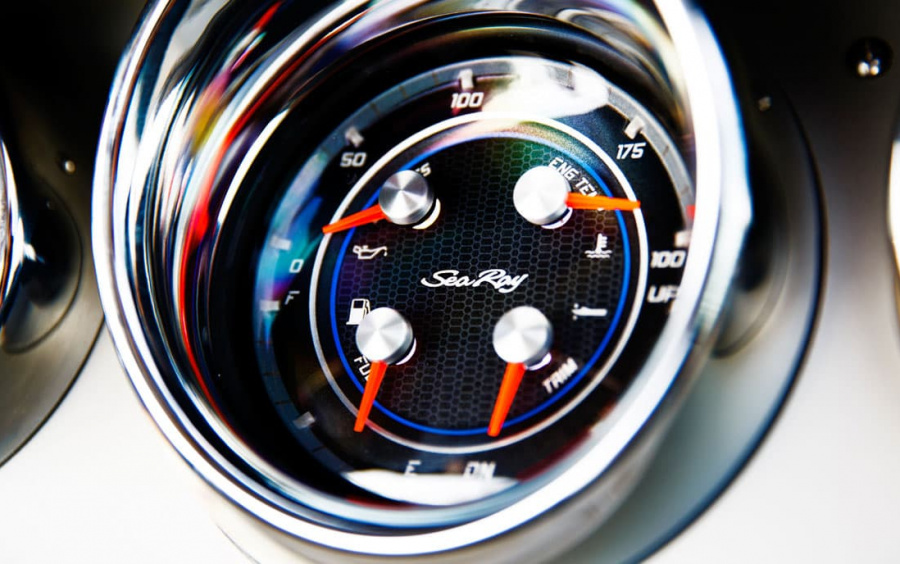 Sea Ray Sundancer 265 фото 2.9