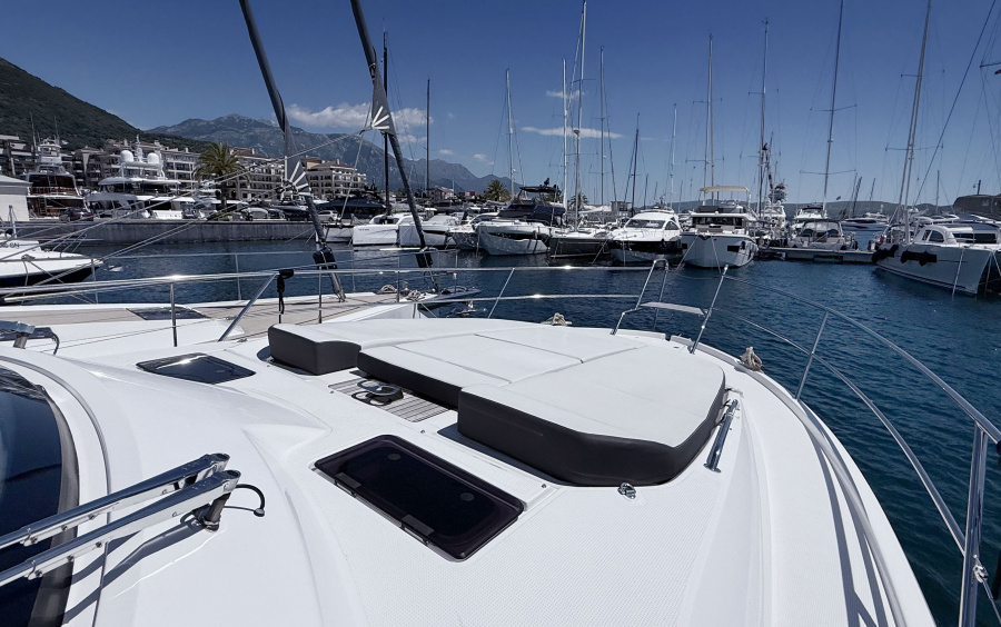 Bavaria 45 HT - 2020 фото 1.7