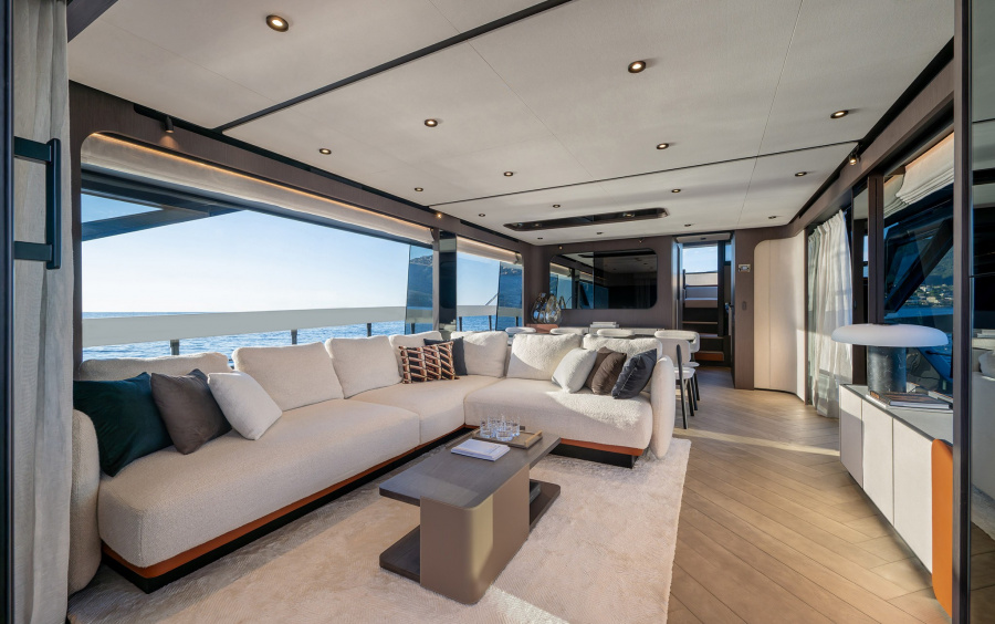 Ferretti Yachts 800 фото 2.1