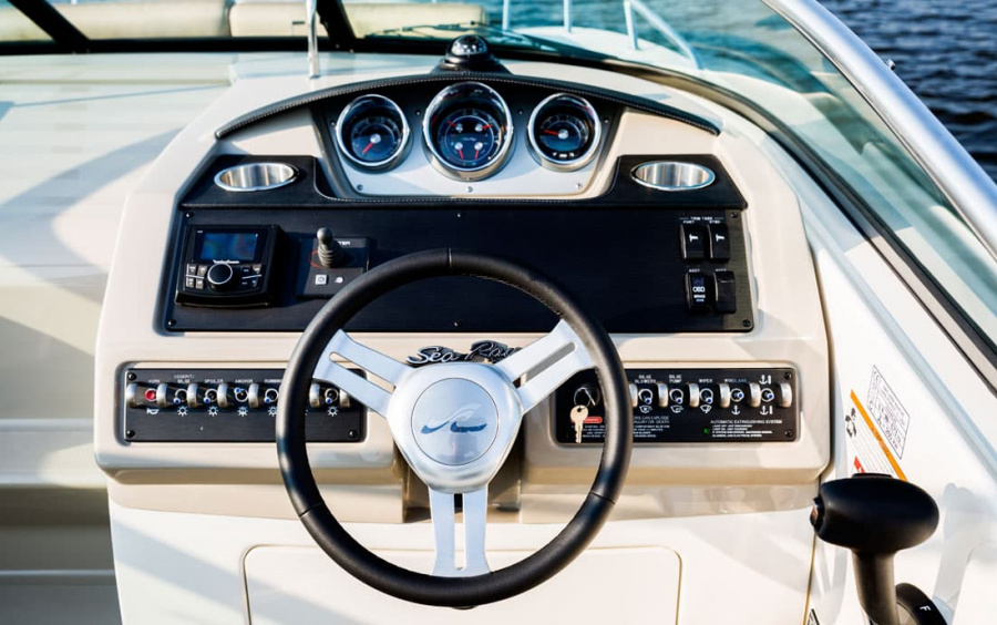 Sea Ray Sundancer 265 фото 2.5