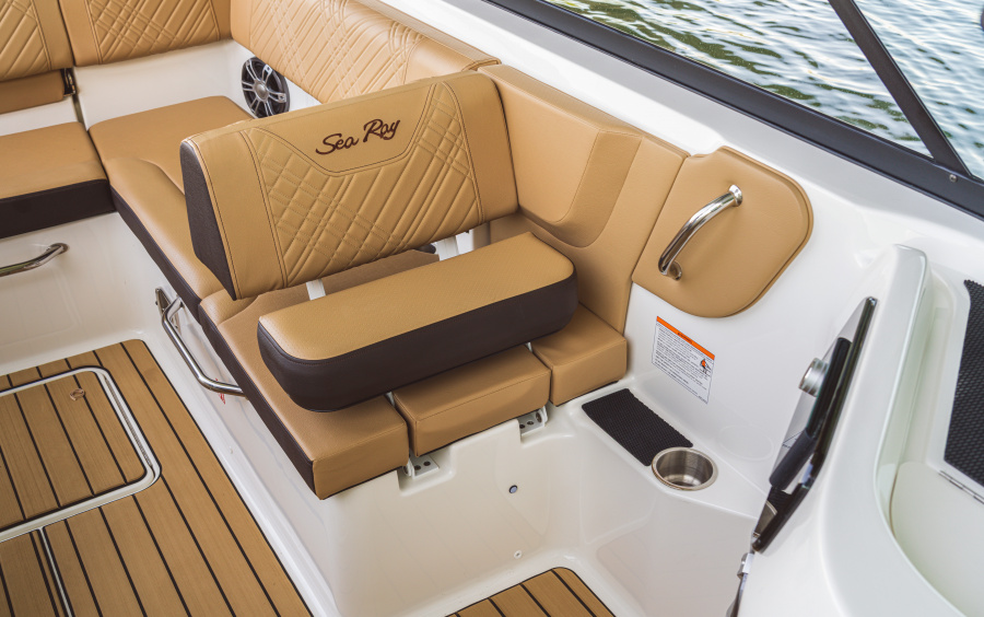 Sea Ray  230 SDX фото 1.1