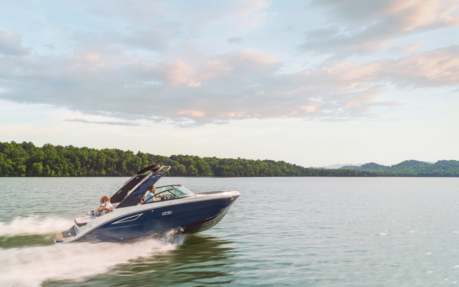 Sea Ray  230 SDX фото 1.3