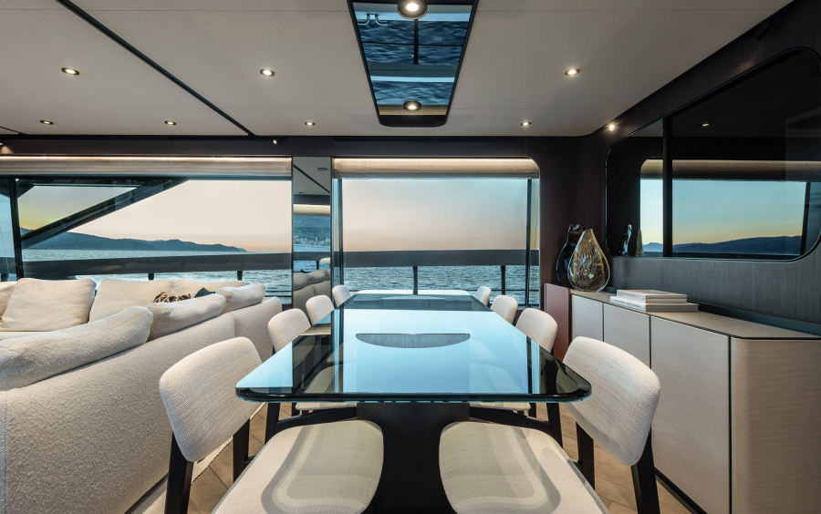 Ferretti Yachts 800 фото 2.3