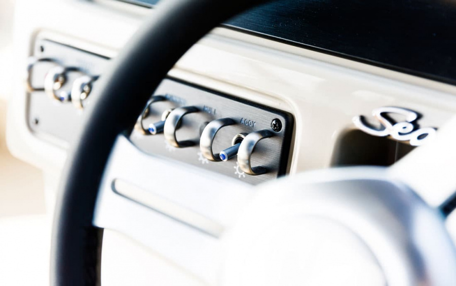 Sea Ray Sundancer 265 фото 2.10