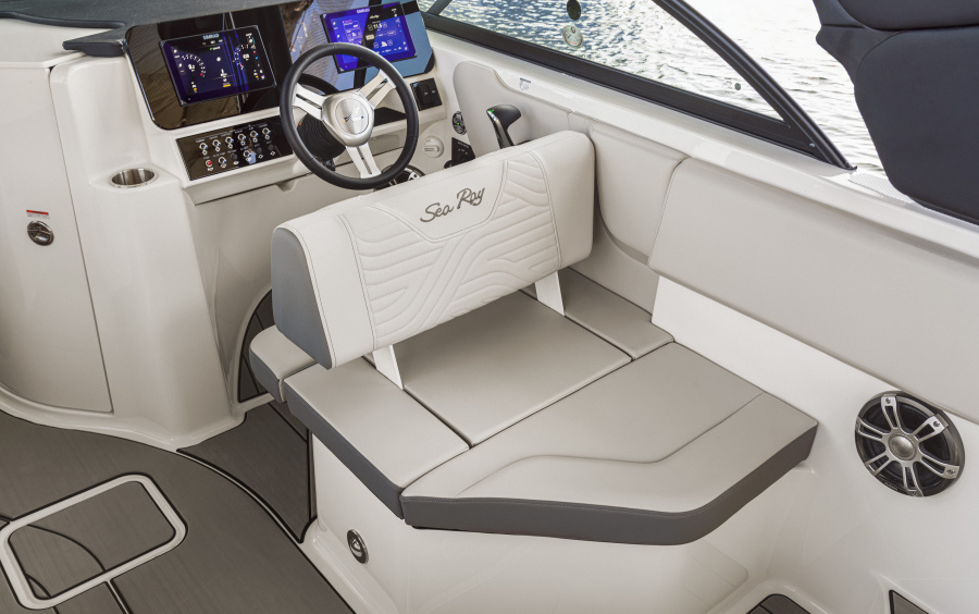 Sea Ray 230 SDX SURF фото 1.2