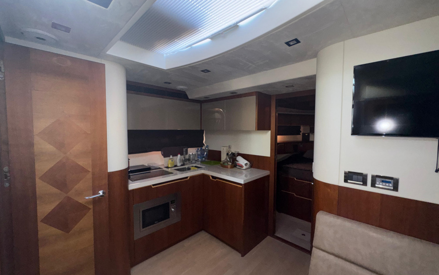 Galeon 445 HTS фото 2.9