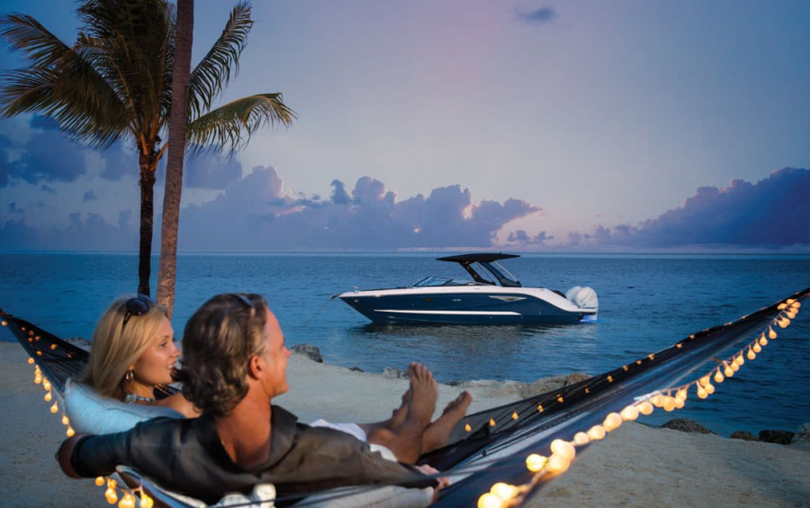 Sea Ray SLX 310 OB (Outboard) фото 1.5