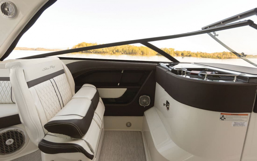 Sea Ray  SLX 310 фото 2.9