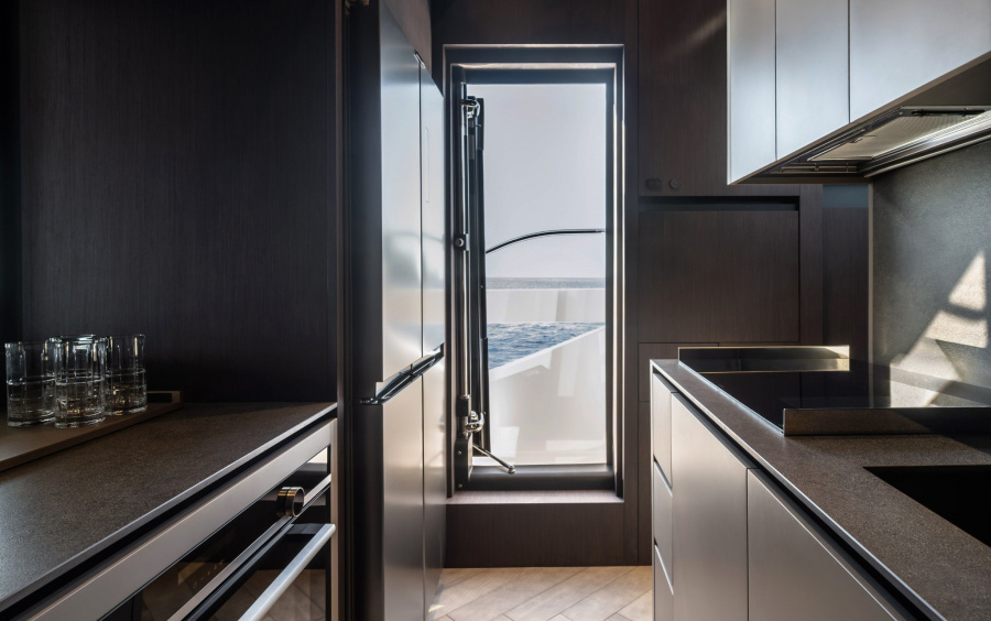 Ferretti Yachts 800 фото 2.6