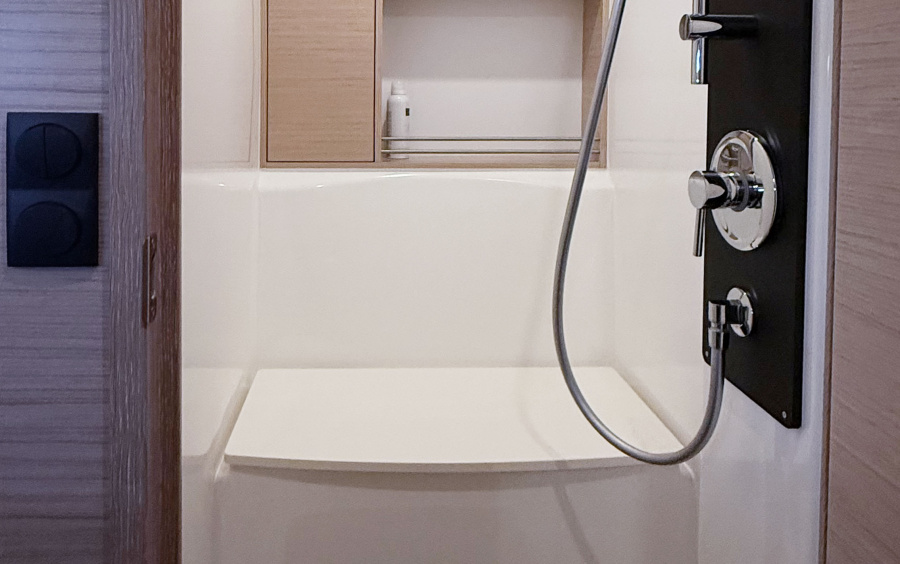 Bavaria 45 HT - 2020 фото 2.16