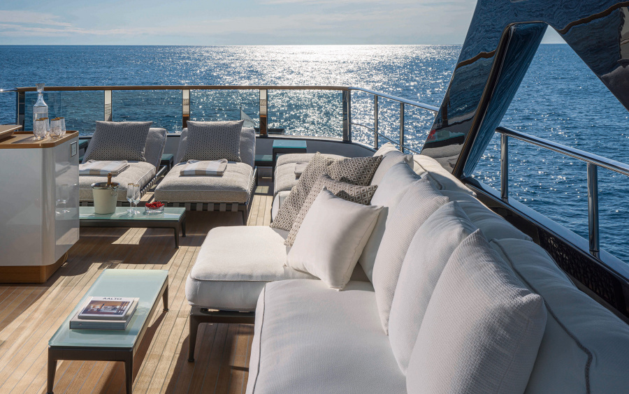 Custom Line Navetta 38 фото 2.30