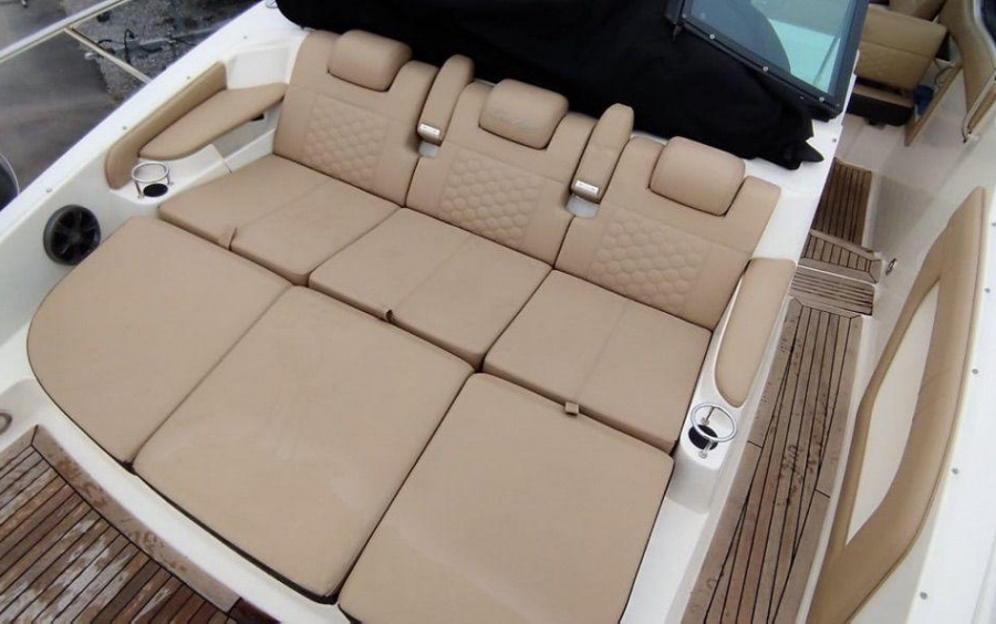 Sea Ray  Sundancer 320 - 2020 фото 1.3