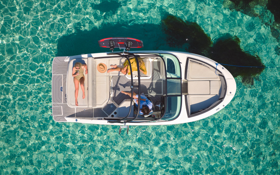 Sea Ray 210 SPX фото 1.6