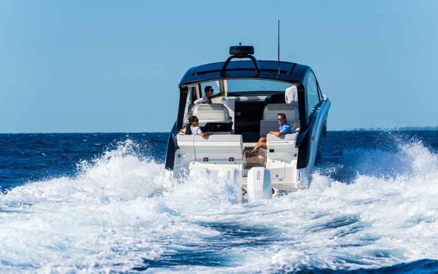 Sea Ray  SUNDANCER 370 OB фото 1.9