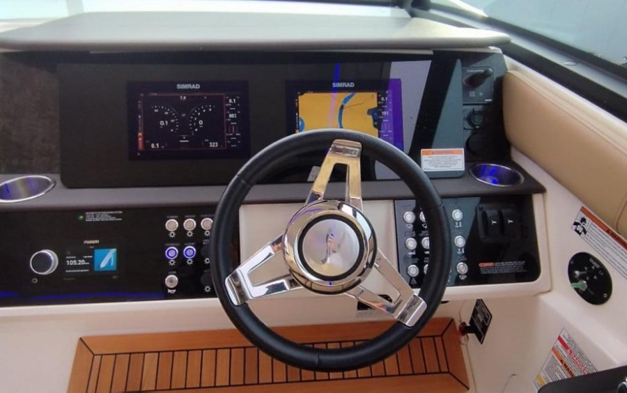 Sea Ray  Sundancer 320 - 2020 фото 1.7