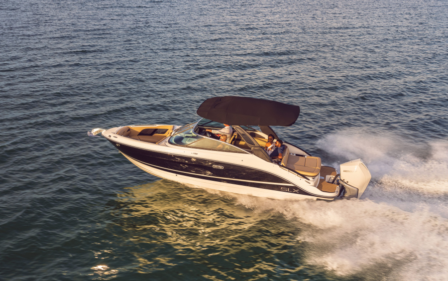 Sea Ray  SLX 260 OB фото 1.1