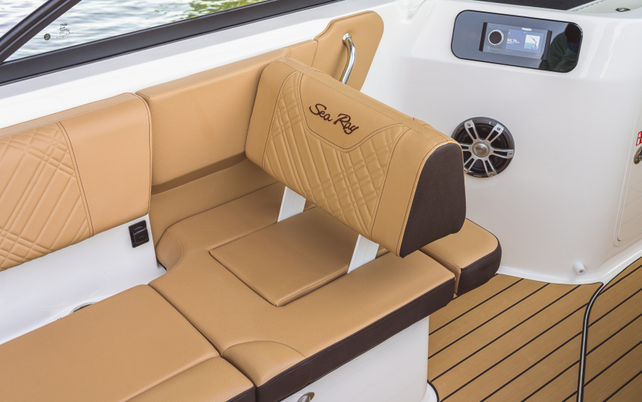 Sea Ray  230 SDX фото 1.2