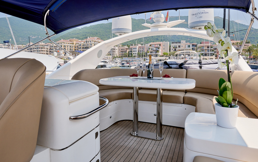 Princess 23M - 2009 фото 1.16