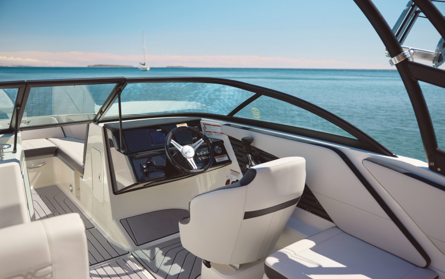 Sea Ray  SPX 210 OB (Outboard) фото 1.4